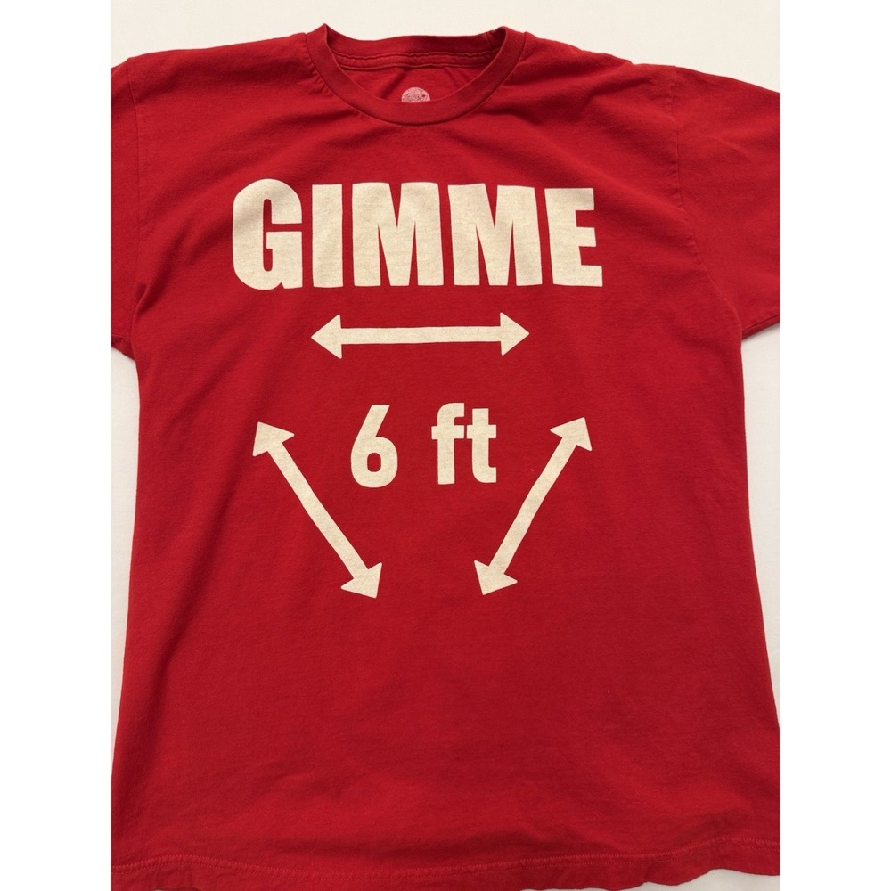 Authentic Buc-ee's "GIMME 6 ft" Pandemic Novelty T-Shirt - Size Large
